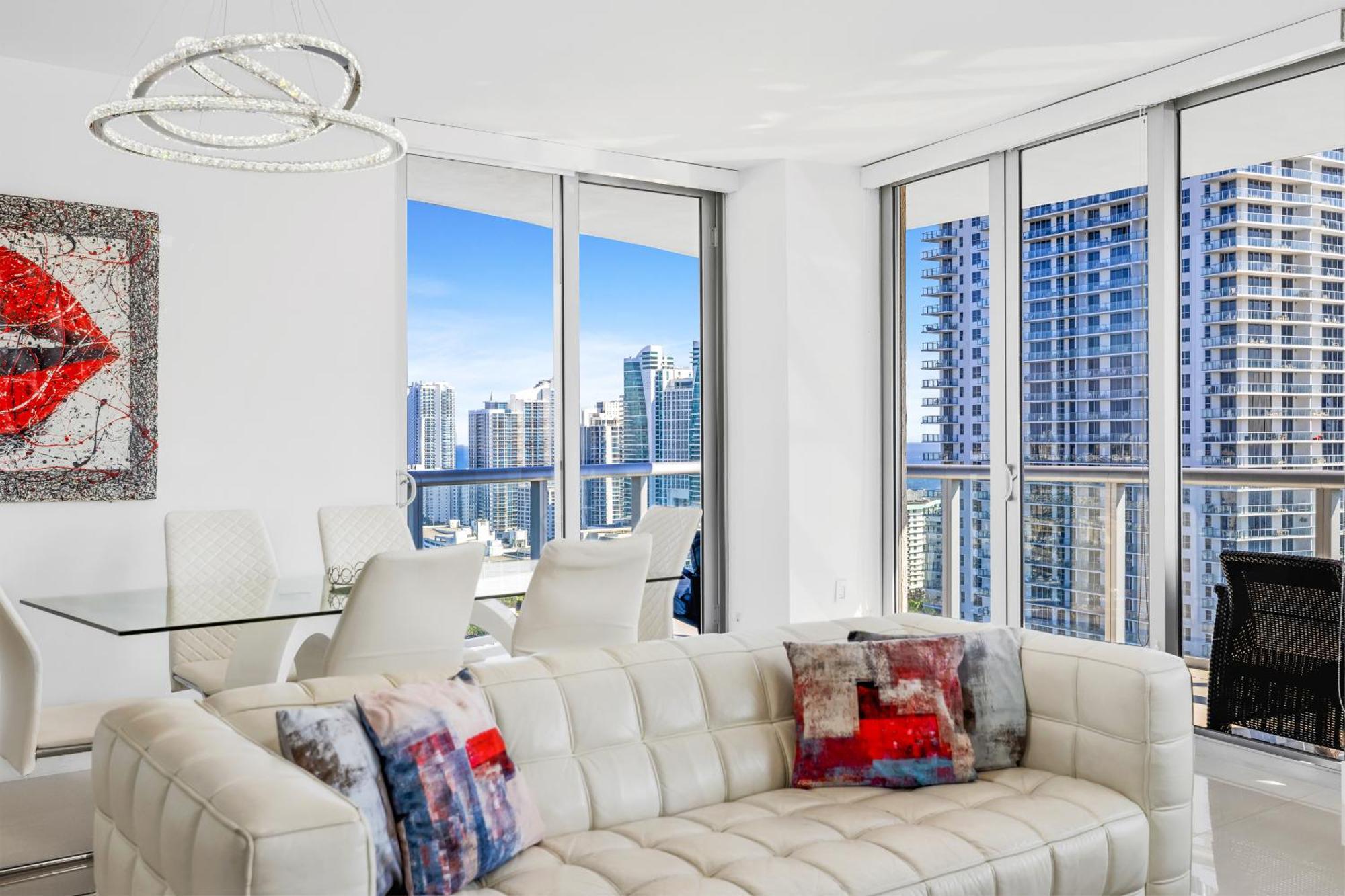 Resort-Style Living With Direct Ocean Views - 3Br Beauty Hallandale Beach Kültér fotó