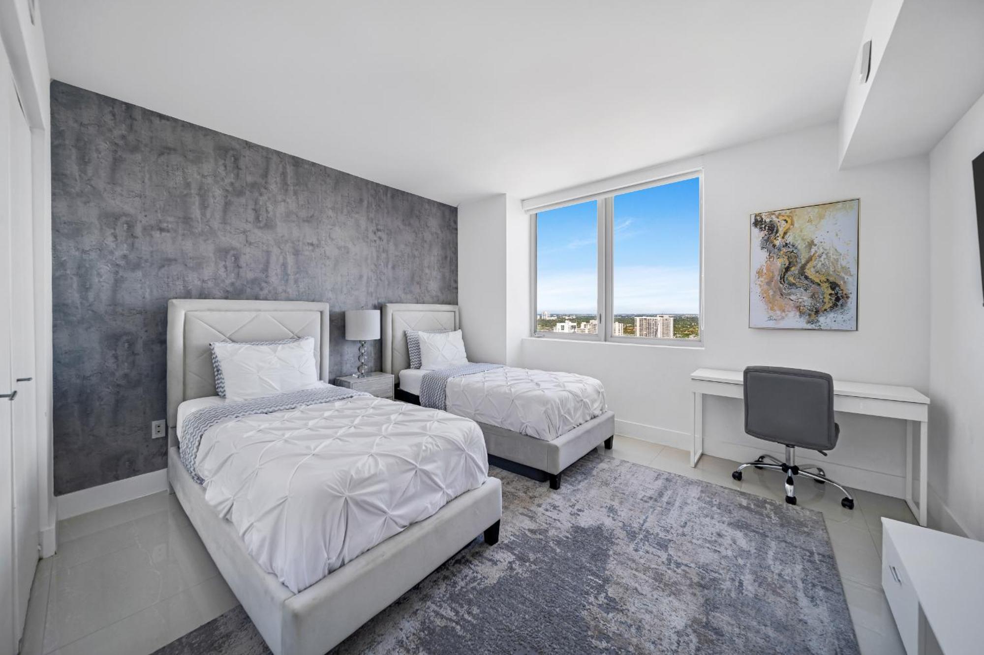 Resort-Style Living With Direct Ocean Views - 3Br Beauty Hallandale Beach Kültér fotó