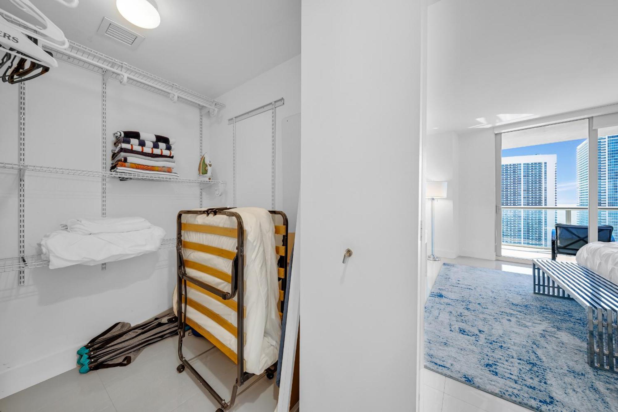 Resort-Style Living With Direct Ocean Views - 3Br Beauty Hallandale Beach Kültér fotó