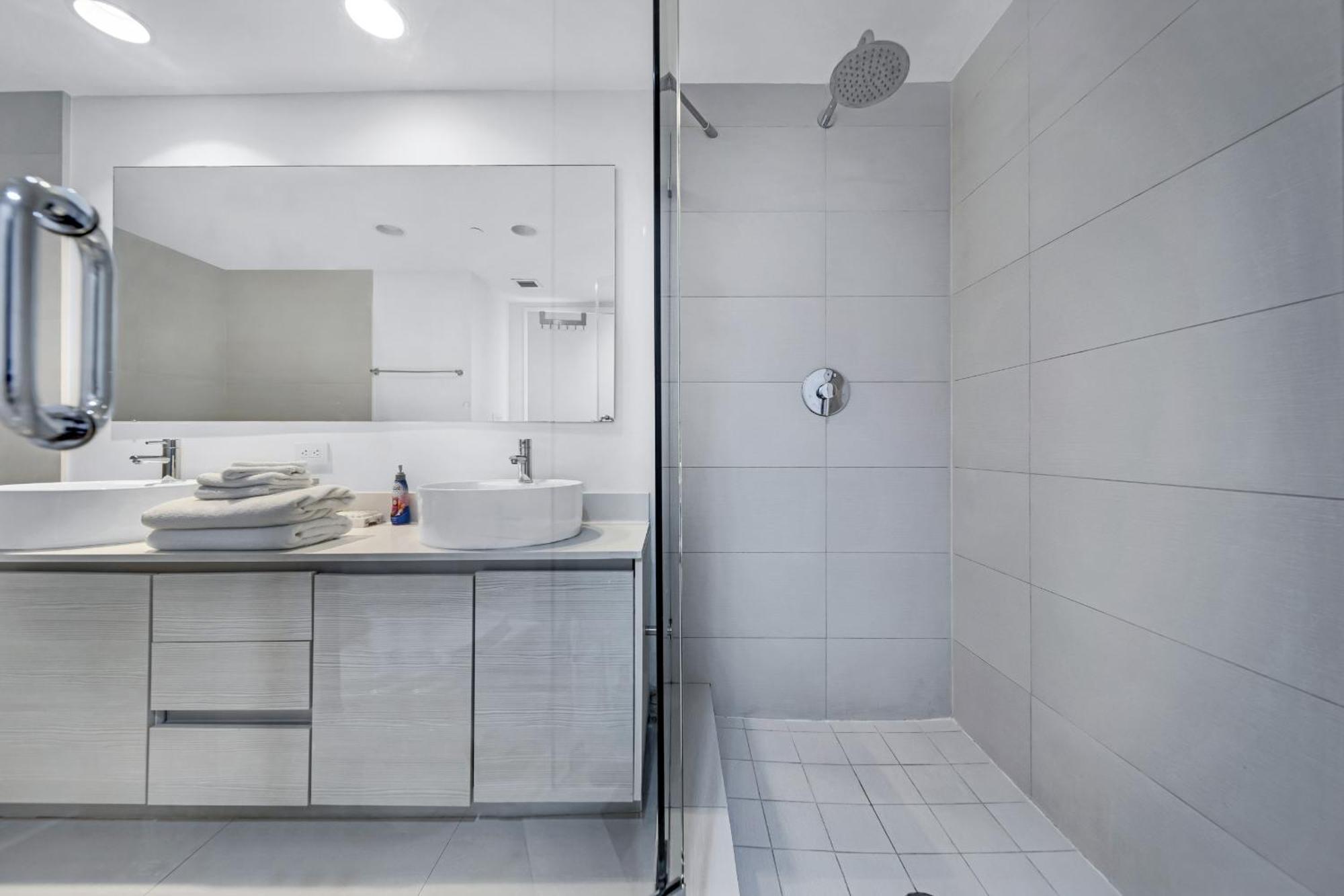 Resort-Style Living With Direct Ocean Views - 3Br Beauty Hallandale Beach Kültér fotó