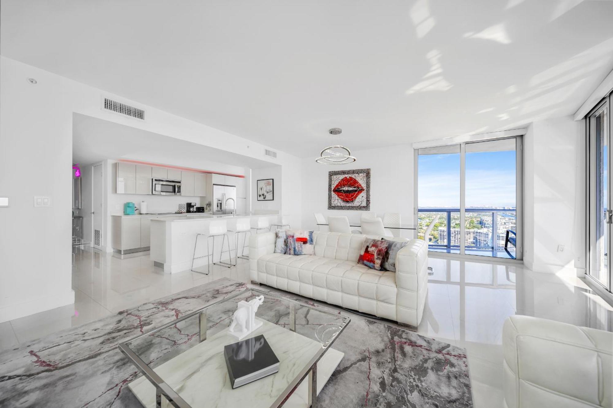 Resort-Style Living With Direct Ocean Views - 3Br Beauty Hallandale Beach Kültér fotó