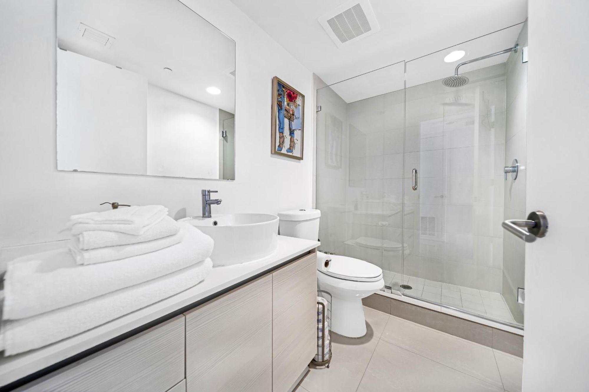Resort-Style Living With Direct Ocean Views - 3Br Beauty Hallandale Beach Kültér fotó
