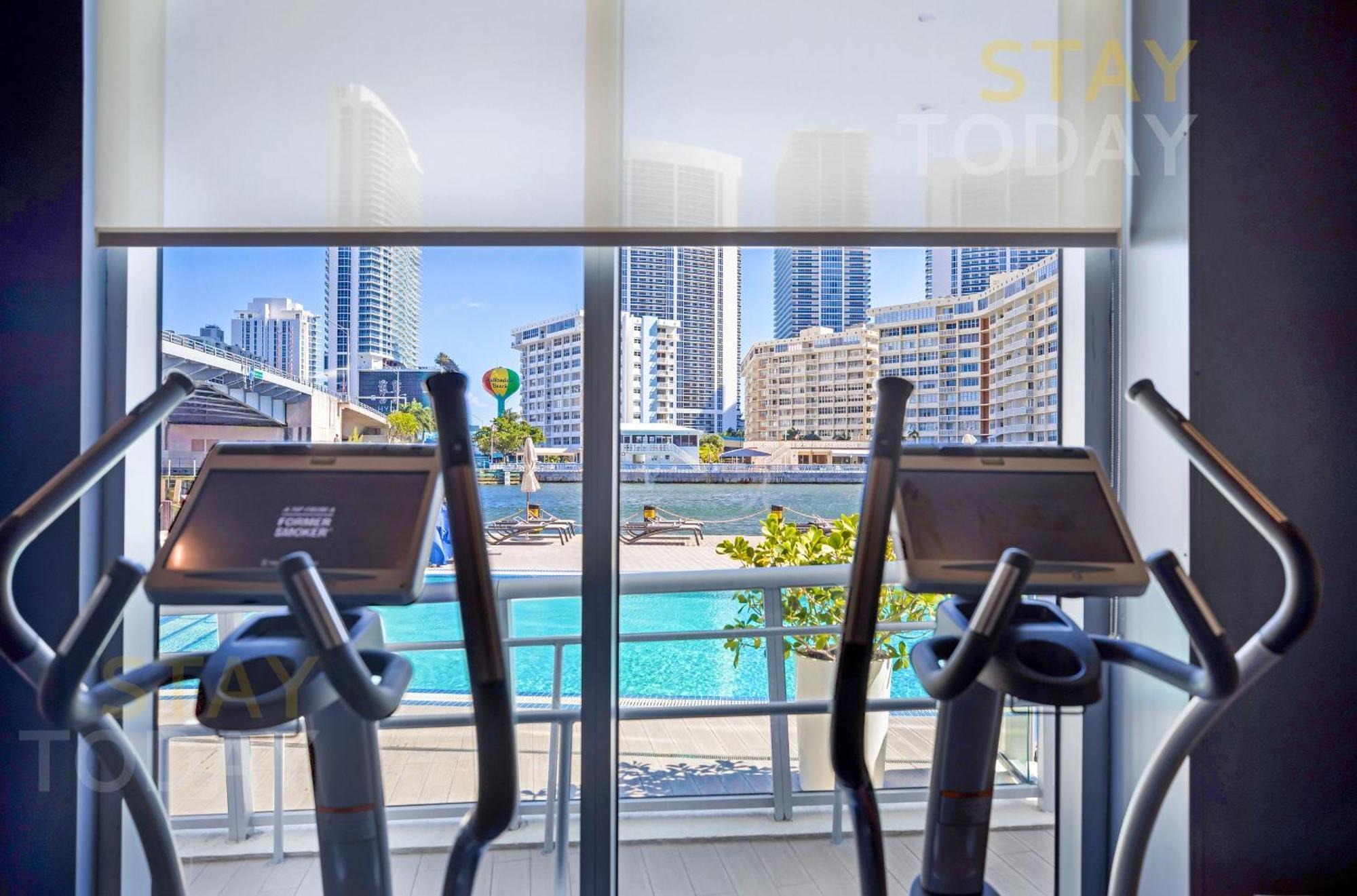 Resort-Style Living With Direct Ocean Views - 3Br Beauty Hallandale Beach Kültér fotó