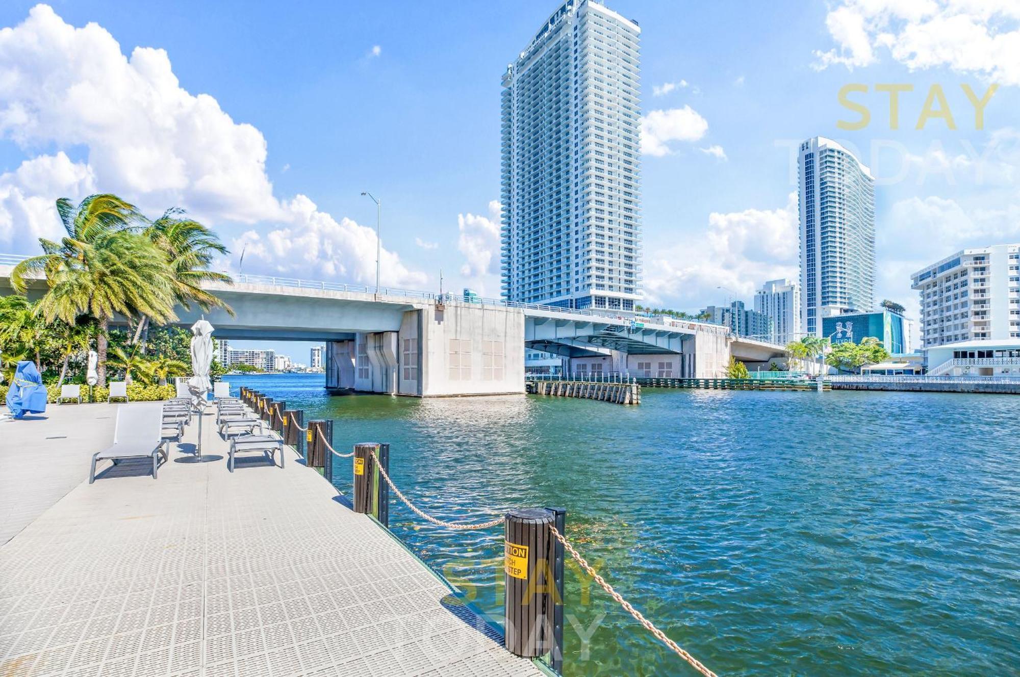 Resort-Style Living With Direct Ocean Views - 3Br Beauty Hallandale Beach Kültér fotó